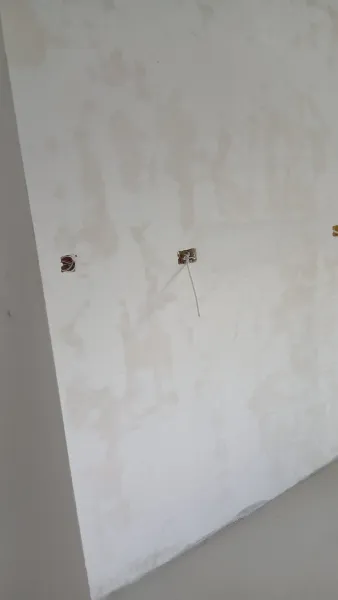 Lucrare renovări și construcții