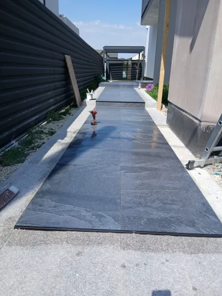 Lucrare renovări și construcții