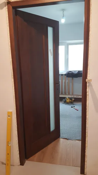Lucrare renovări și construcții